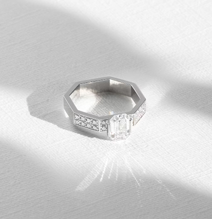 Lab-grown diamond jewelry in ethical gold